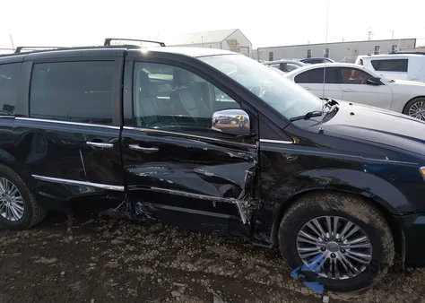 2015 Chrysler Town & Country Touring-L from USA, damaged, VIN 2C4RC1CG1FR540100